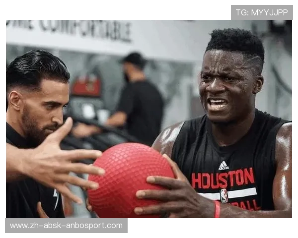 火箭队15号球员的详细资料